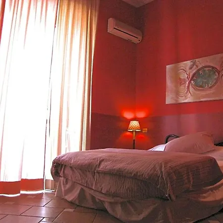 Bed & Breakfast Chiaia 4*